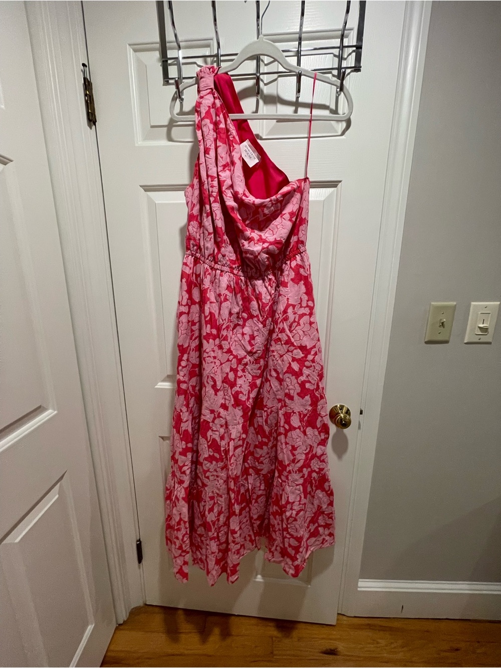 One-Shoulder Pink Floral Midi Dress